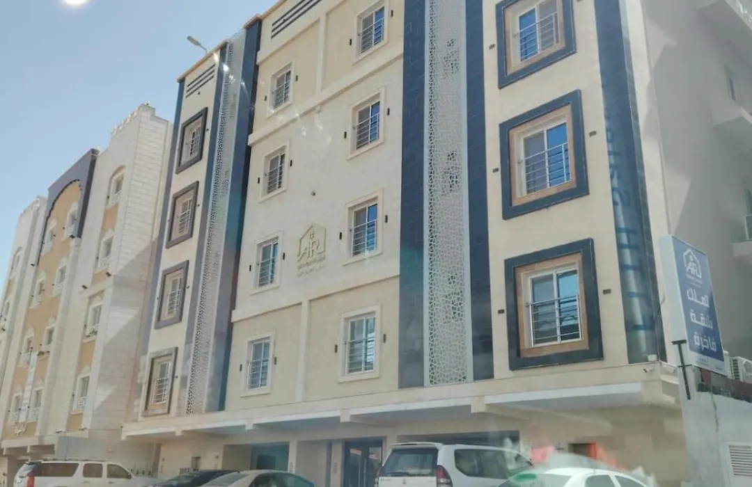 Luxury Apartment, 3 Bedrooms, Living Room, Kitchen-1